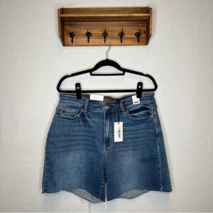 Judy Blue | NEW Blue Jean Shorts with Frayed Hem 1XL‎